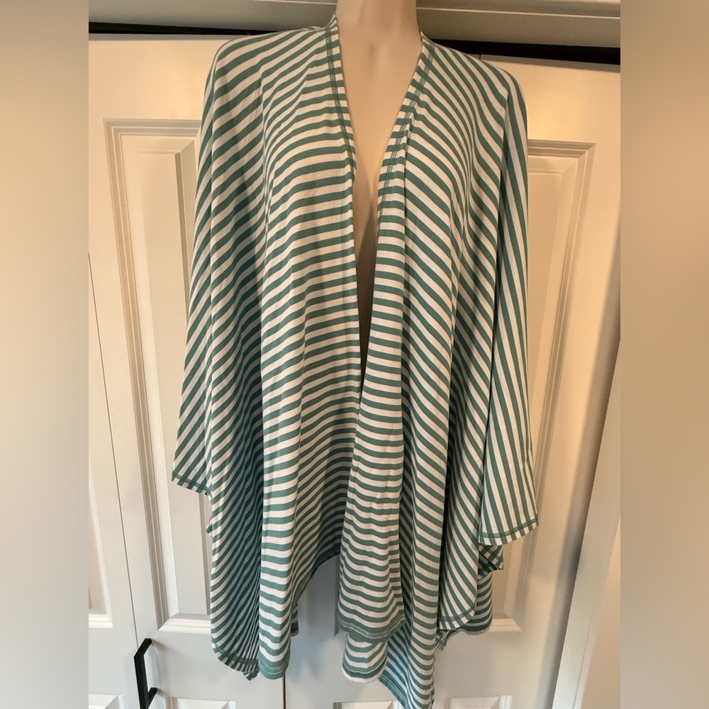 Lands End green white stripe wrap shawl beach coverup one size L XL 2X